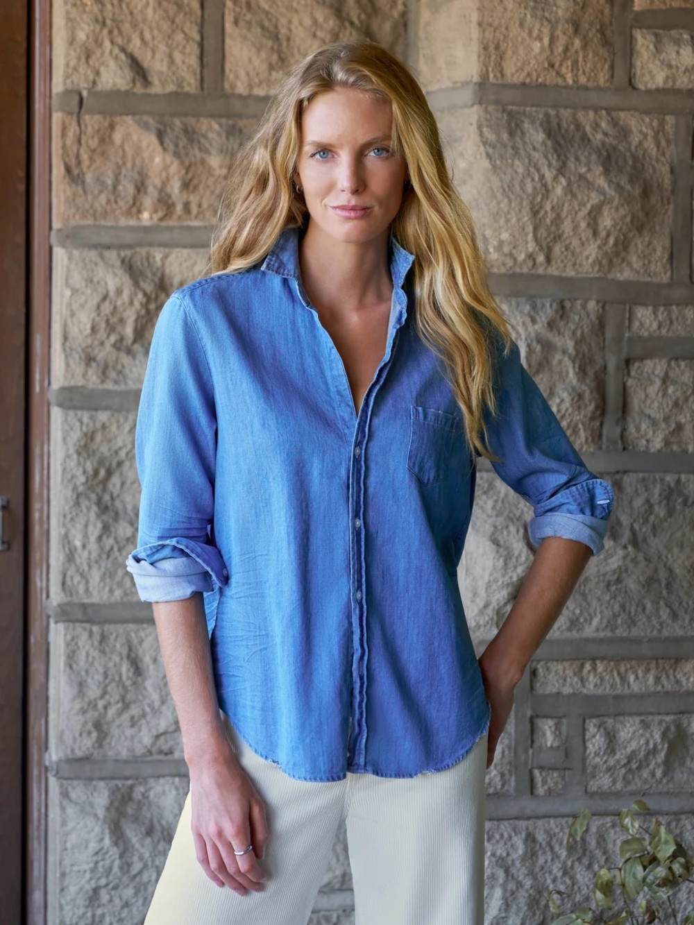 Frank & Eileen Light Blue Button-Down Shirt